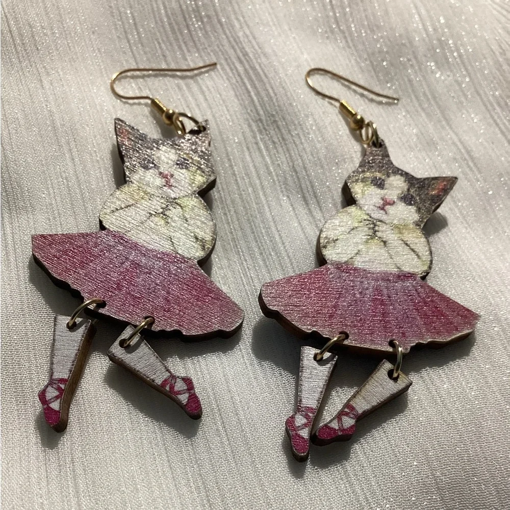 😺-Lightweight Wooden Ballerina Cat Hook Drop Dangle Earrings